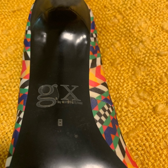 GX by Gwen Stephanie High Heel - Picture 6 of 6